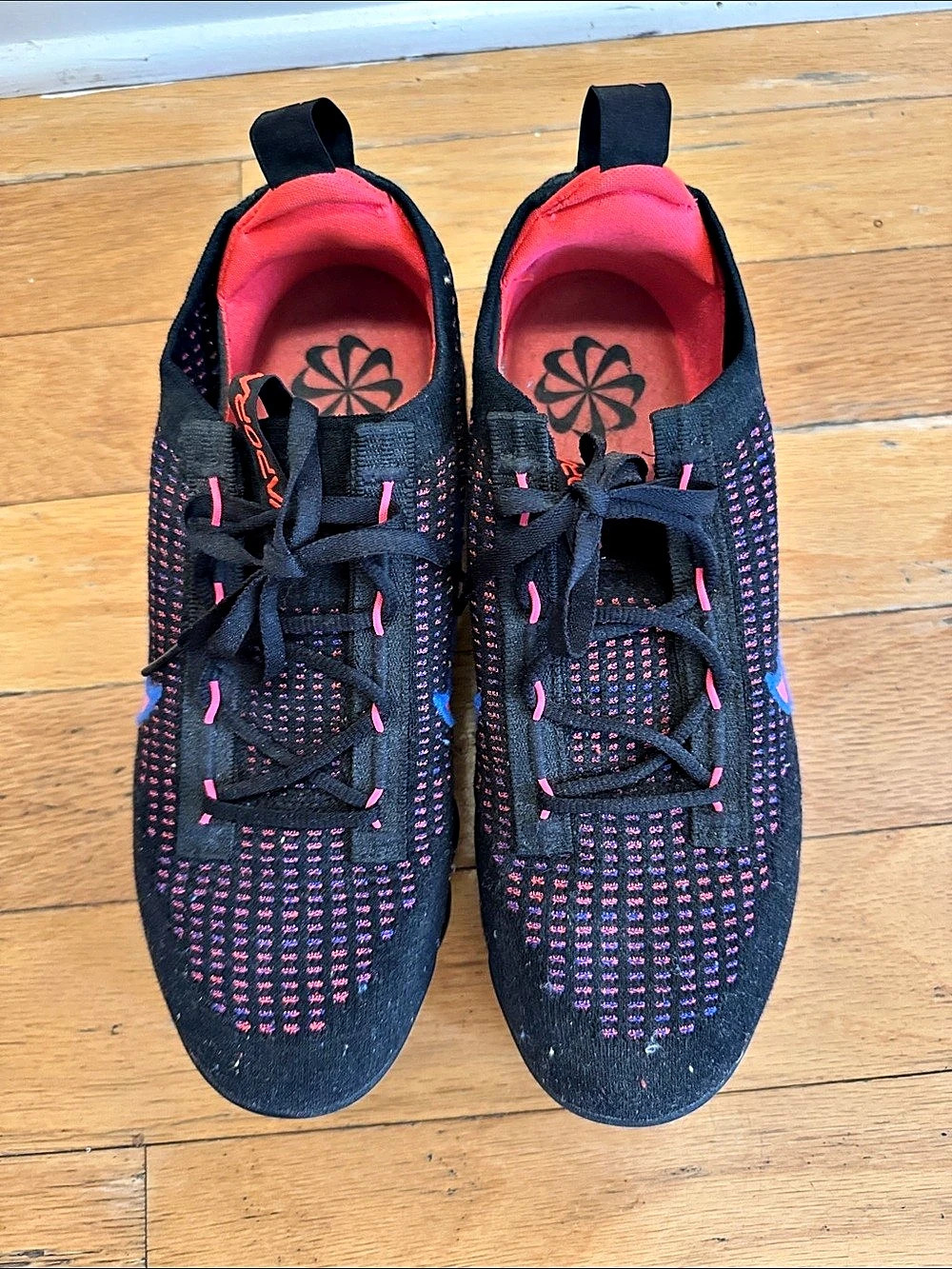 Nike Air VaporMax 2023 Flyknit Women's Athletic Shoes in Black & Pink